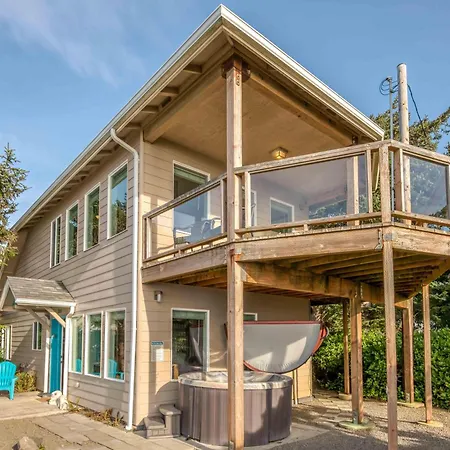 The Lookout Villa Newport Exterior photo